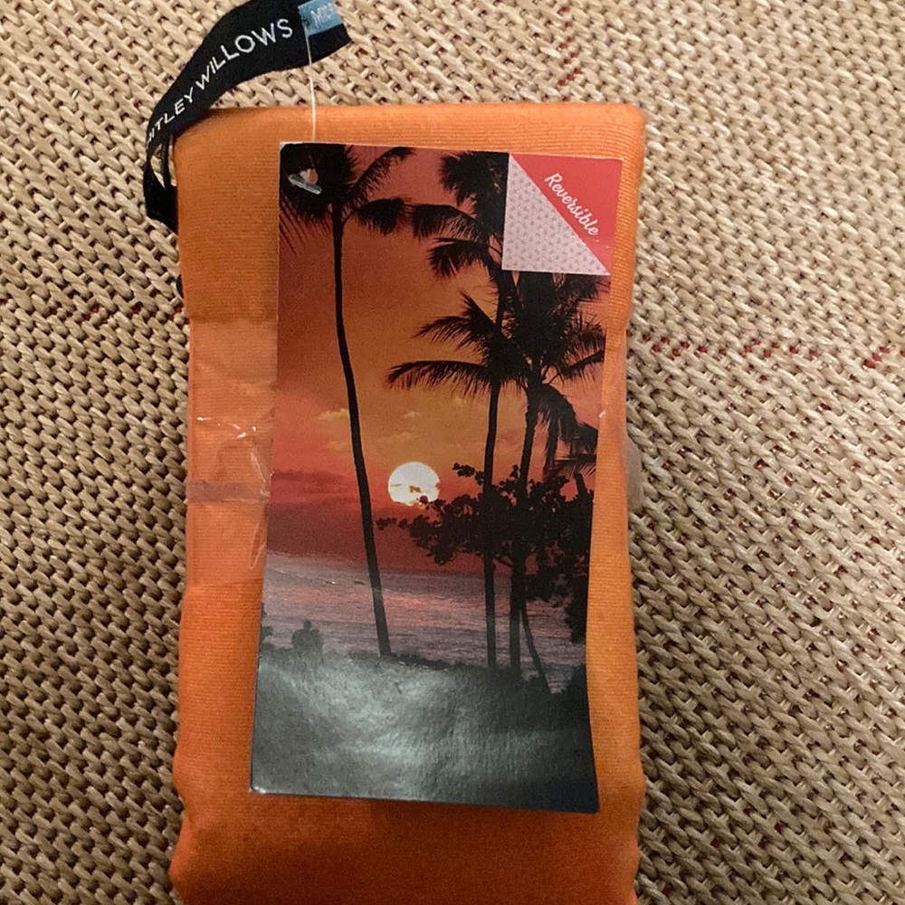 Beautiful Brand New Microfiber Beach Sunset With Palm Trees. Vibrant Orange 🌴🌴